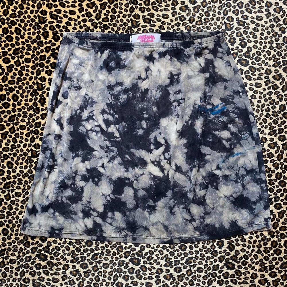 LAST DAY MUST GO! 🔥🔥🔥 ♥︎ tie dye lace slip mini skirt ♥︎